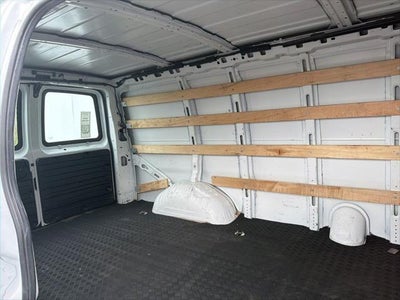 2022 Chevrolet Express 2500 Work Van Cargo