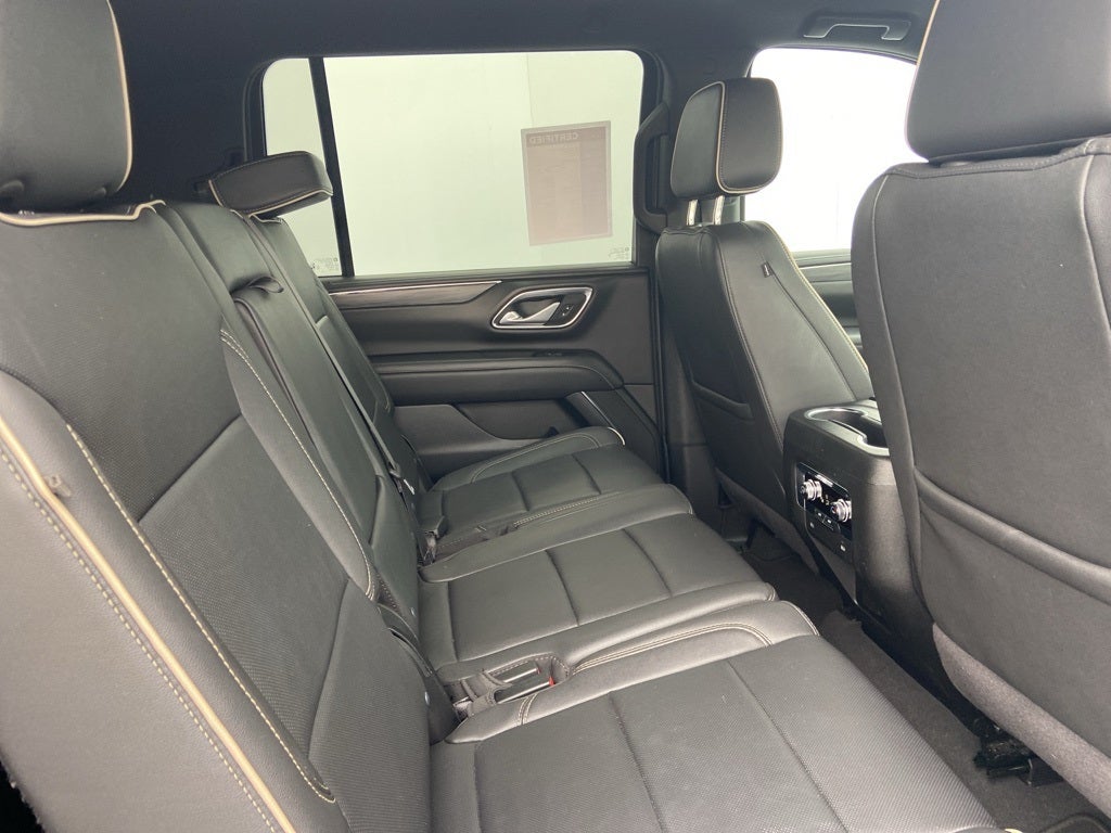 2024 GMC Yukon XL SLT