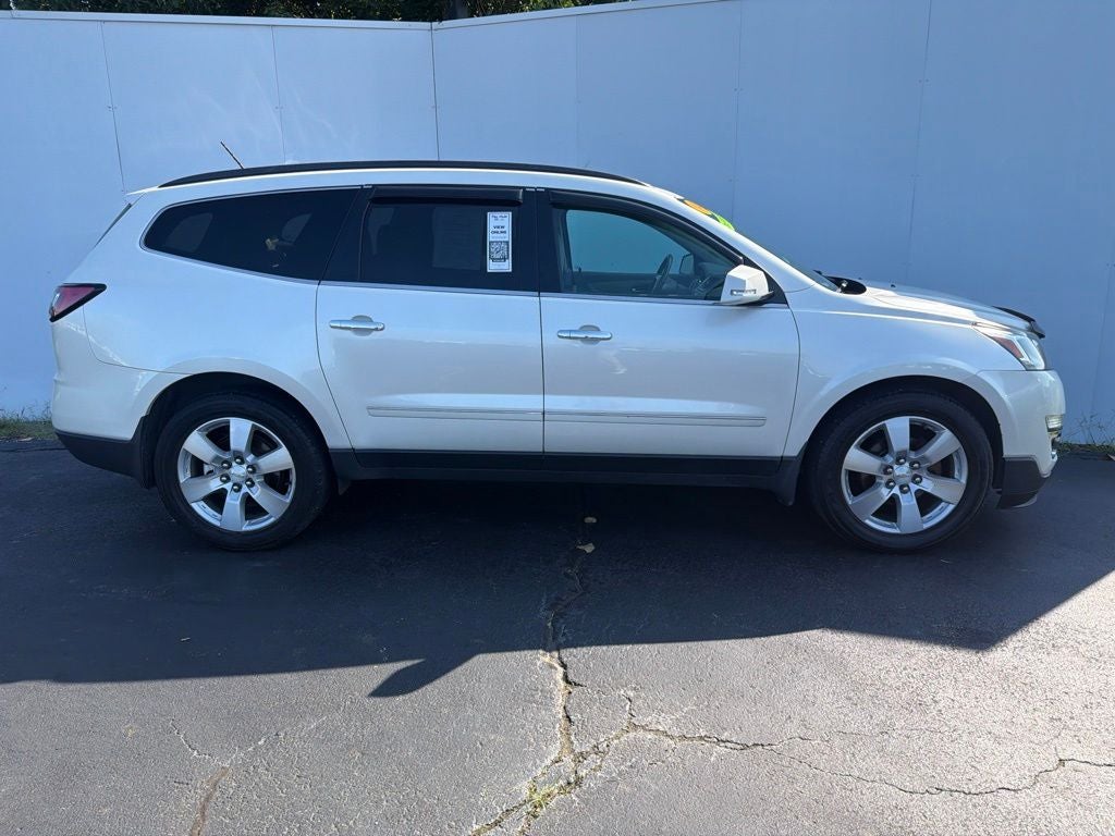 Used 2014 Chevrolet Traverse LTZ with VIN 1GNKVJKD4EJ357920 for sale in Effingham, IL