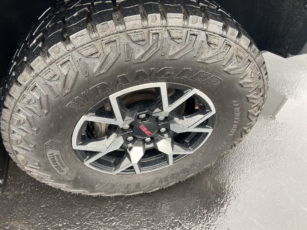 2024 GMC Canyon AT4X