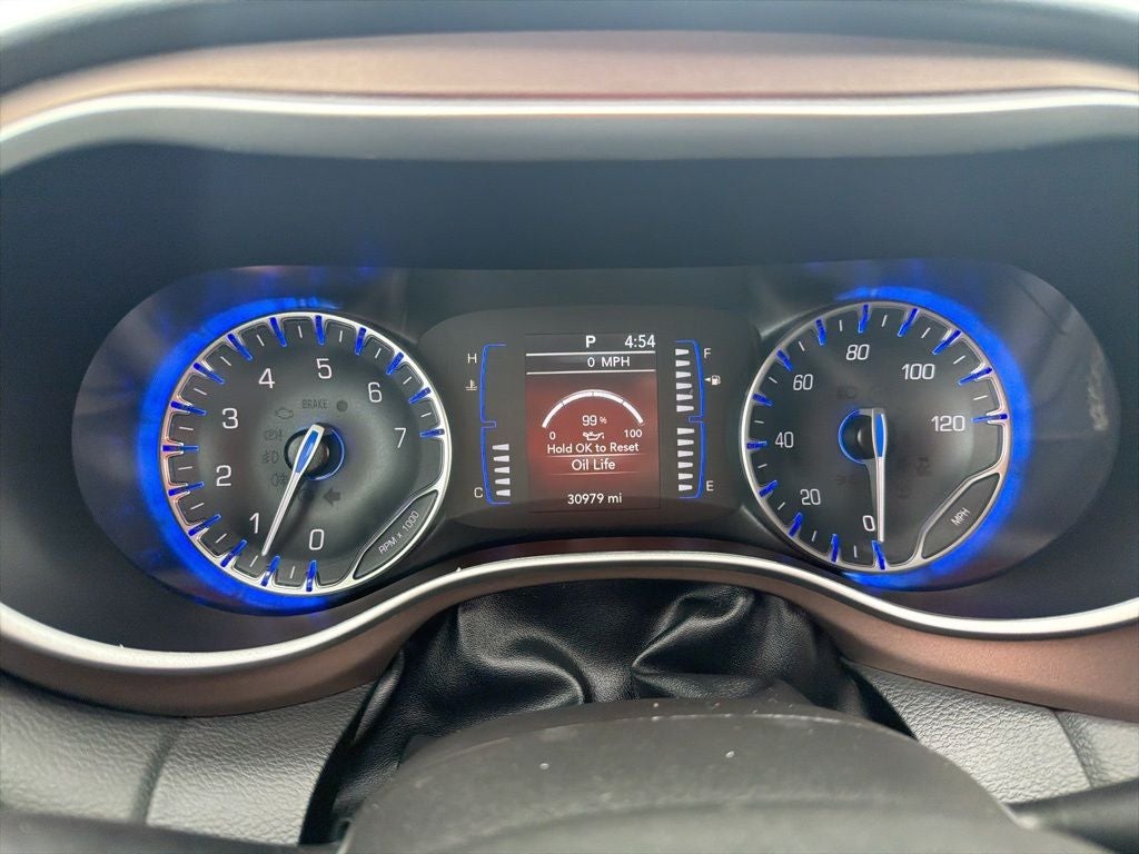 2024 Chrysler Voyager LX