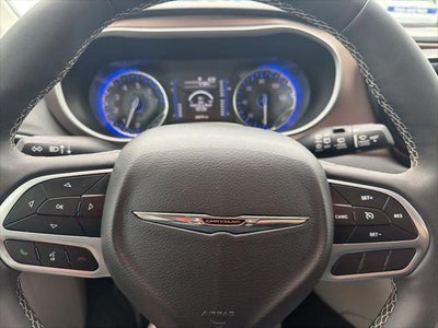 2024 Chrysler Voyager LX