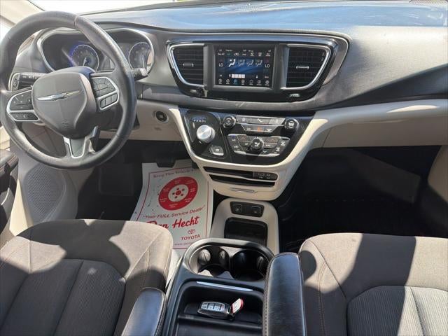 2020 Chrysler Pacifica Touring
