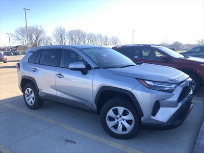 2023 Toyota RAV4 LE