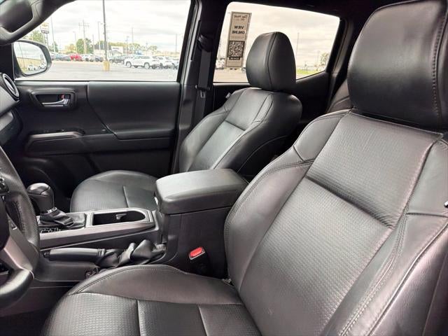 2022 Toyota Tacoma TRD Sport V6