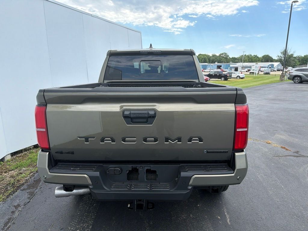 2026 Toyota Tacoma Hybrid TRD Off Road