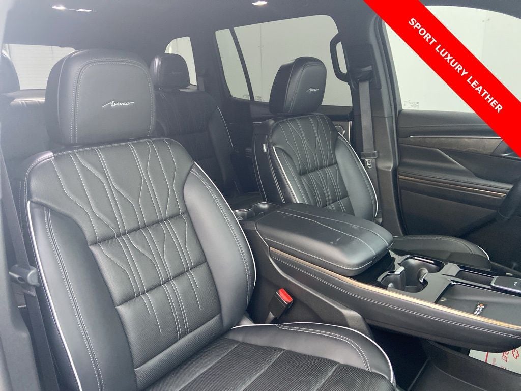 2025 Buick Enclave Avenir