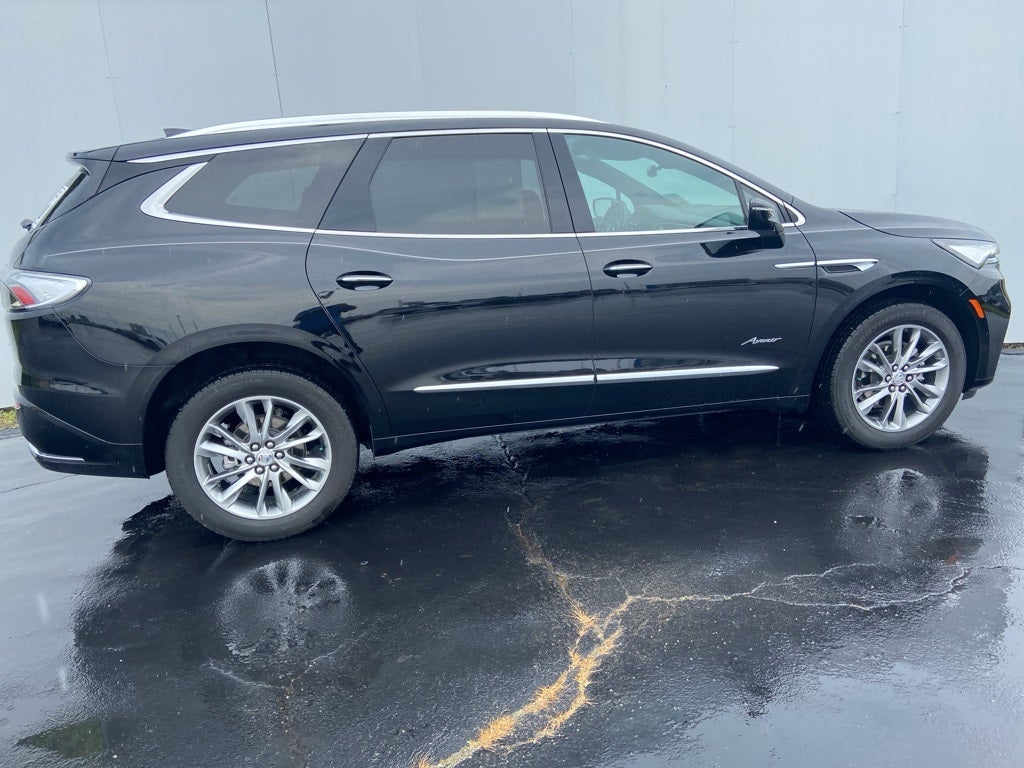2024 Buick Enclave Avenir