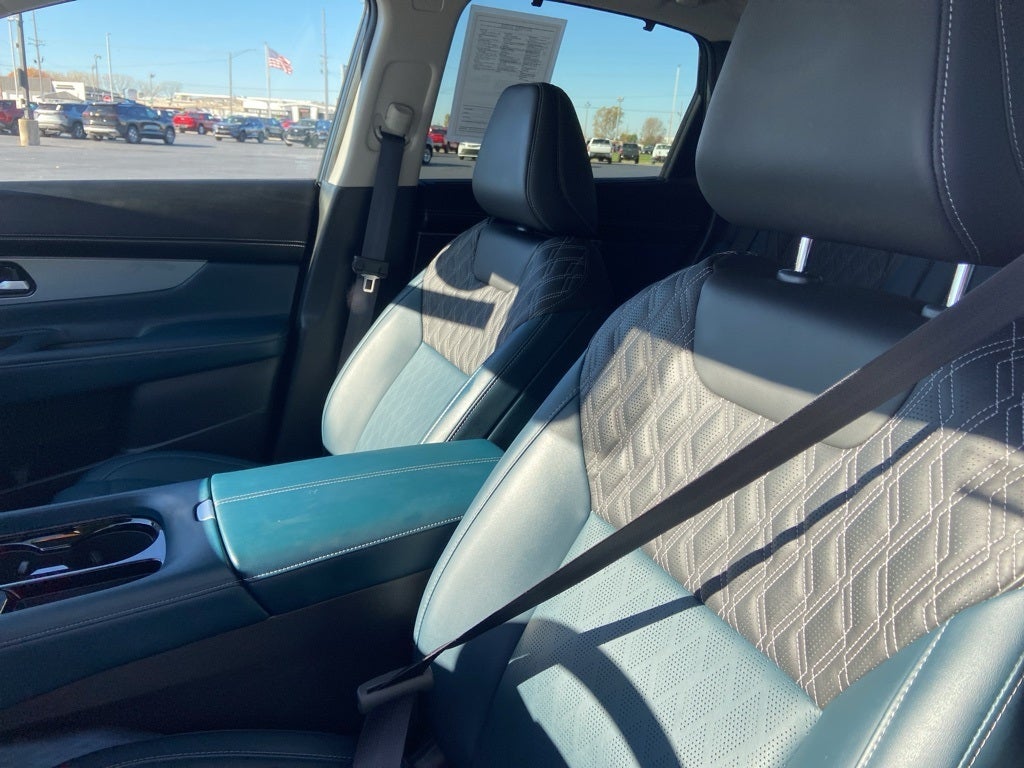 2025 Nissan Murano Platinum