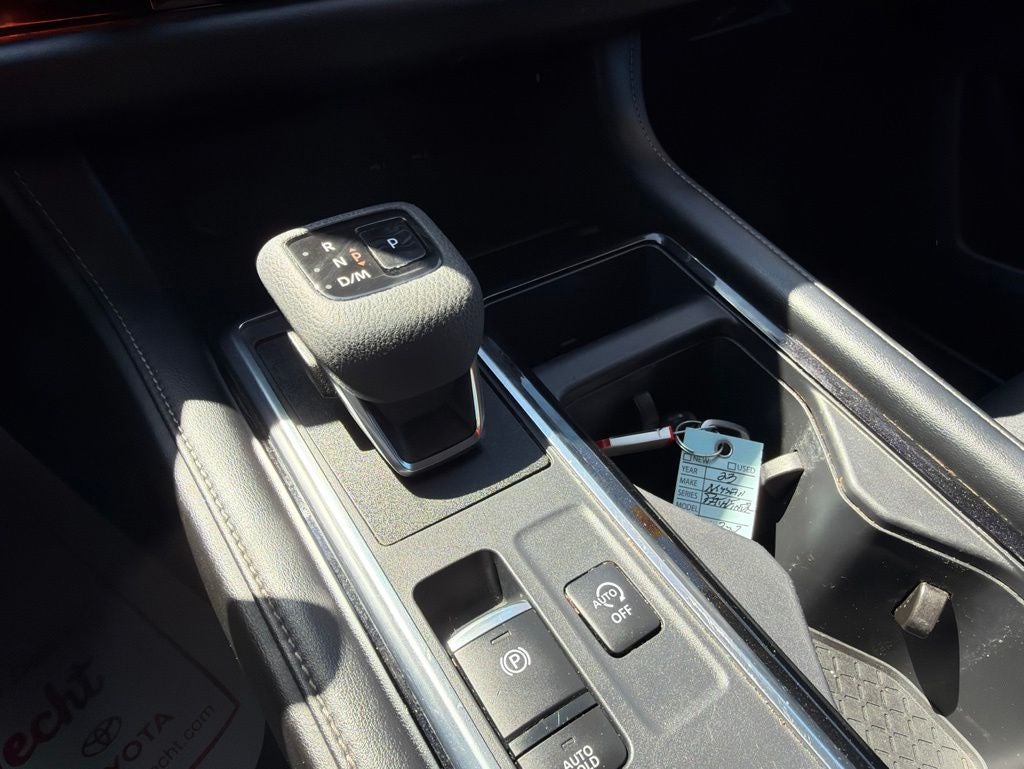 2023 Nissan Pathfinder SV