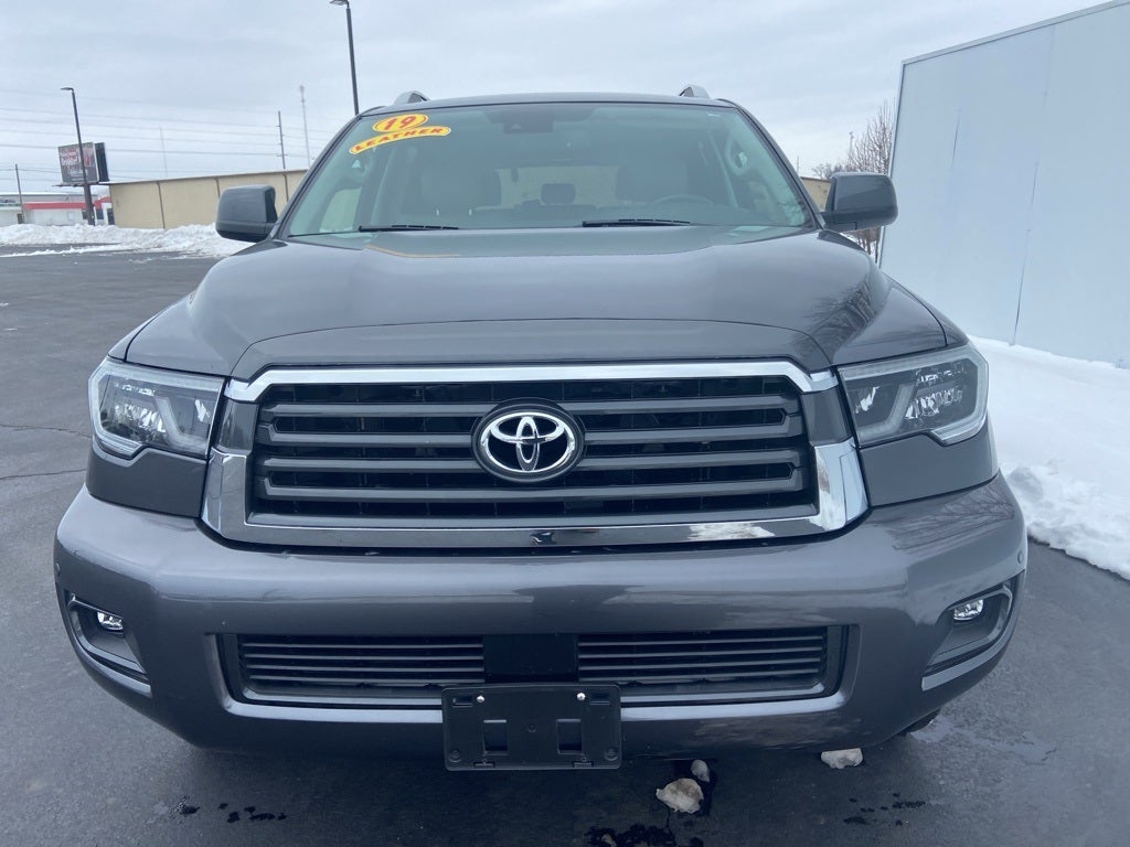 2019 Toyota Sequoia SR5 5.7L
