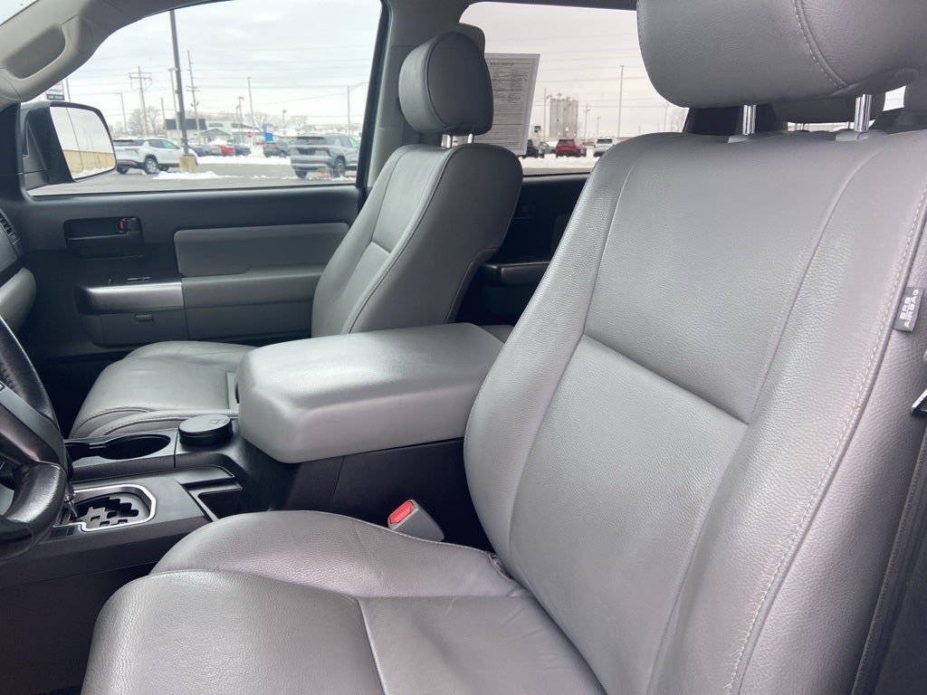2019 Toyota Sequoia SR5 5.7L