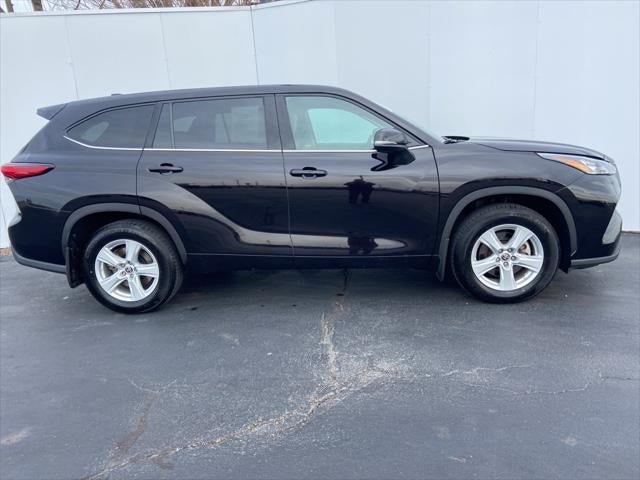 2020 Toyota Highlander LE