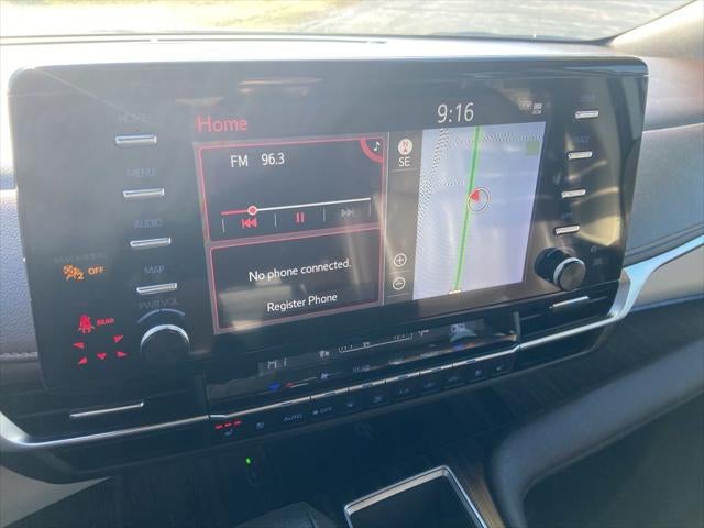 2024 Toyota Sienna Platinum 7 Passenger