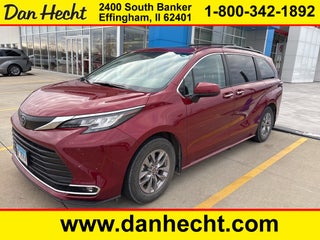 2022 Toyota Sienna XLE 7 Passenger
