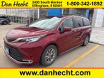 2022 Toyota Sienna XLE 7 Passenger