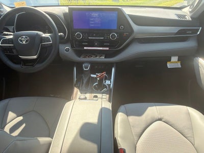 2026 Toyota Highlander Limited