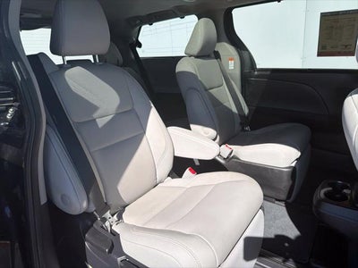 2020 Toyota Sienna Limited Premium 7 Passenger