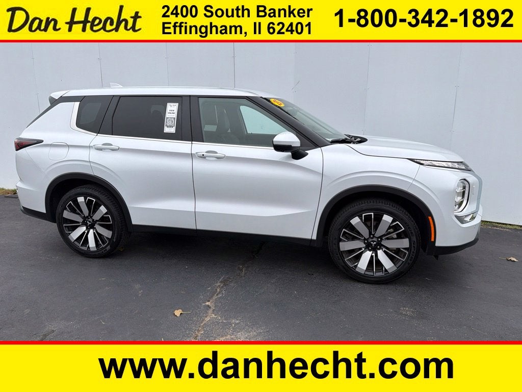 2025 Mitsubishi Outlander SE