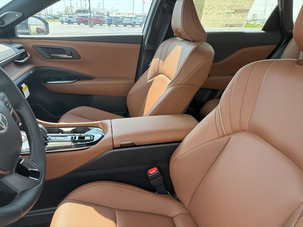 2025 Toyota Crown Signia Limited