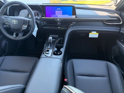 2026 Toyota Crown Platinum