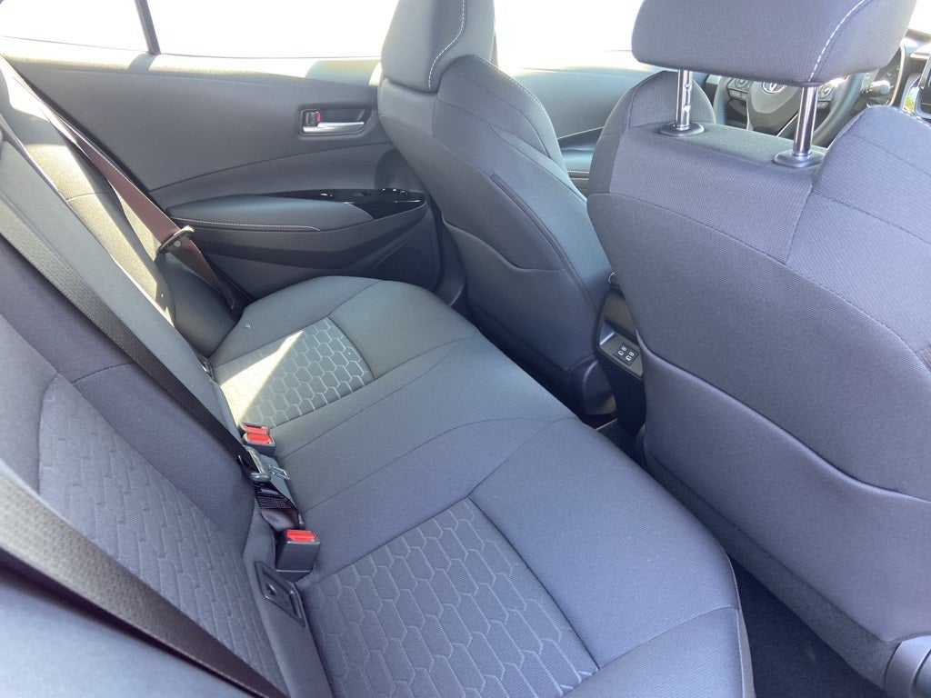 2025 Toyota Corolla Hatchback SE