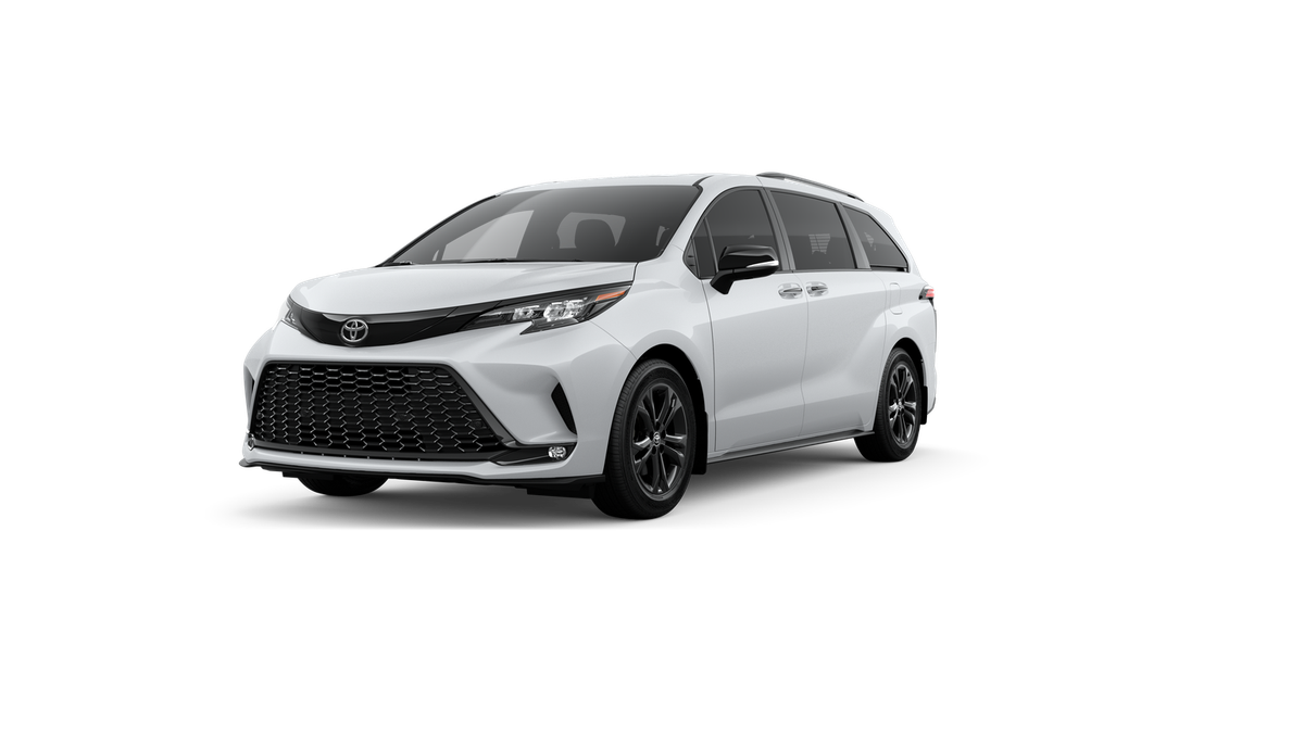 2026 Toyota Sienna XSE 7-Passenger Hybrid AWD's photo
