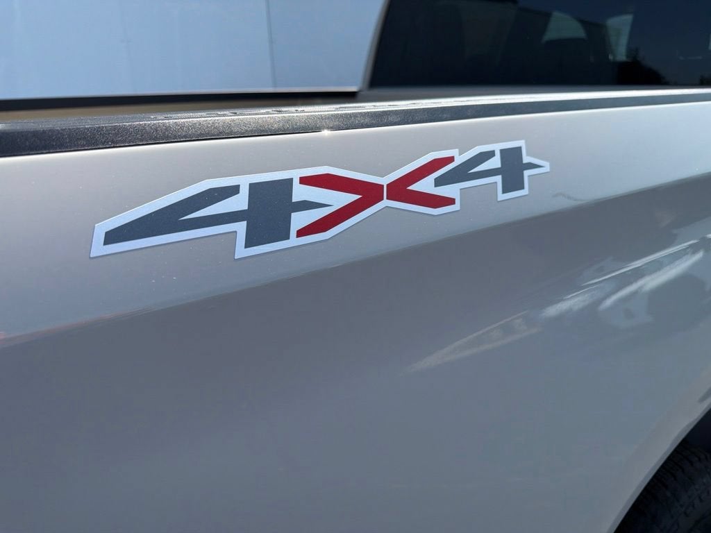 2026 Chevrolet Silverado 1500 Custom - Photo 10