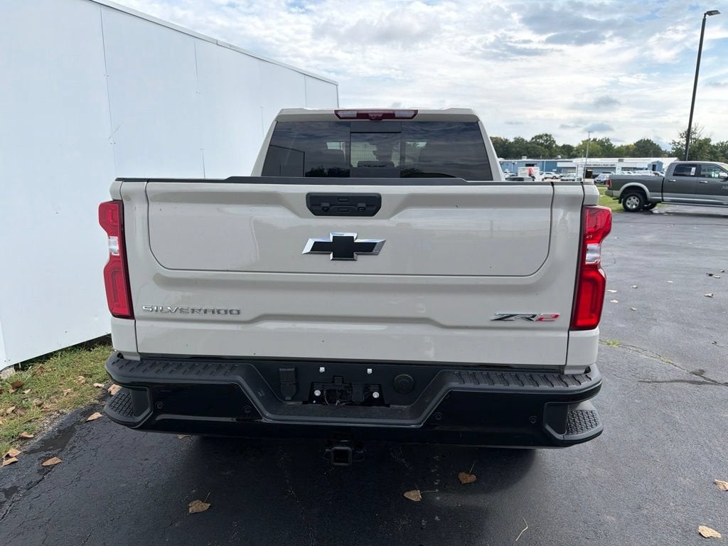 2026 Chevrolet Silverado 1500 ZR2 - Photo 12